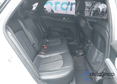 2022 Kia K5 Gt-Line z USA, uszkodzony, nr VIN 5XXG64J23NG110549